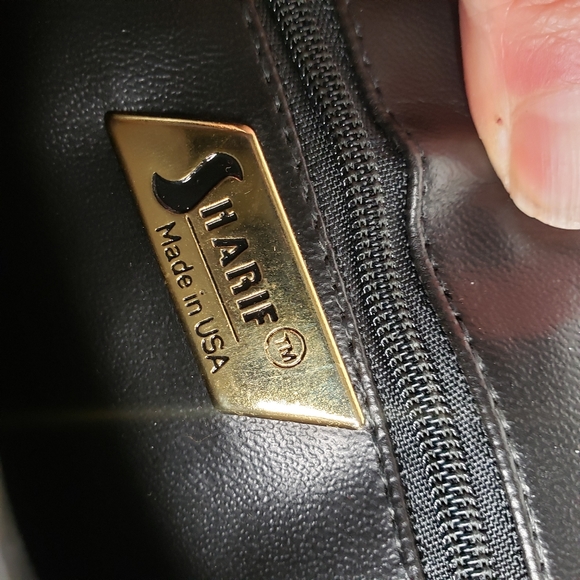 Sharif Adjustable flap crossbody - Picture 6 of 10